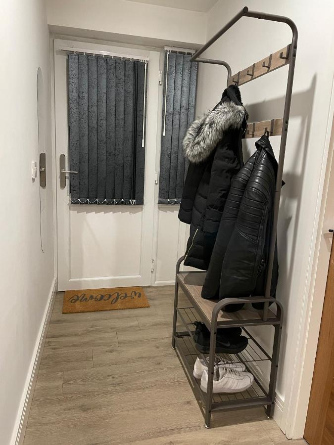 Luxurious 2 Bed Apartment In Heart Of Burnley With Private Parking Екстериор снимка
